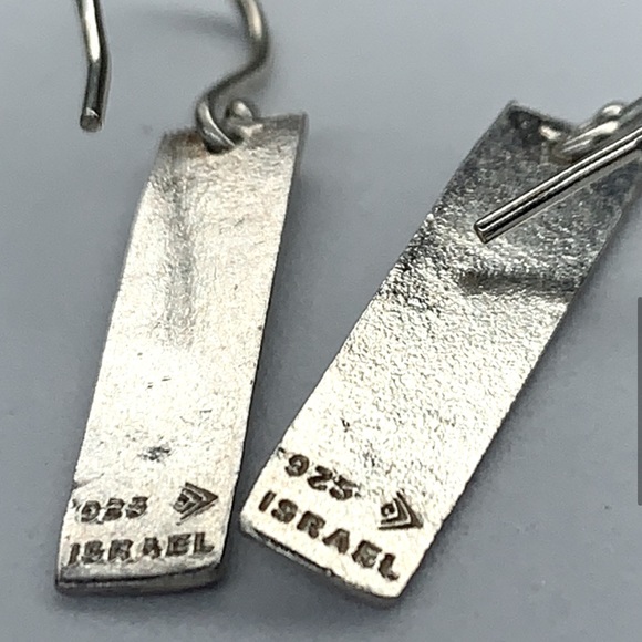 Silpada 'Albuquerque' Rectangular Sterling Silver Brushed Finish Earrings - Picture 7 of 7